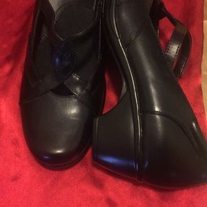 Casual and very comfortable Clarks shoes 👠